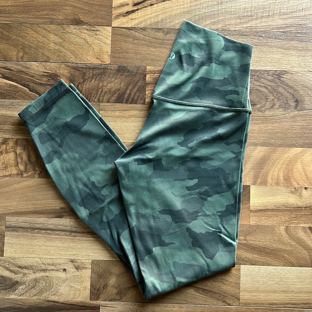 LULULEMON ALIGNS